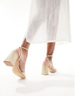 Wink 2 block heeled sandals in natural jute