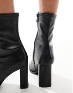 ‌Breathable square toe heeled boot in black