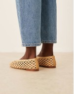 Linus clean  ballets in natural weave