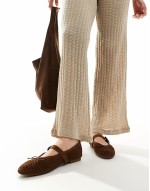ballet shoe in brown leather